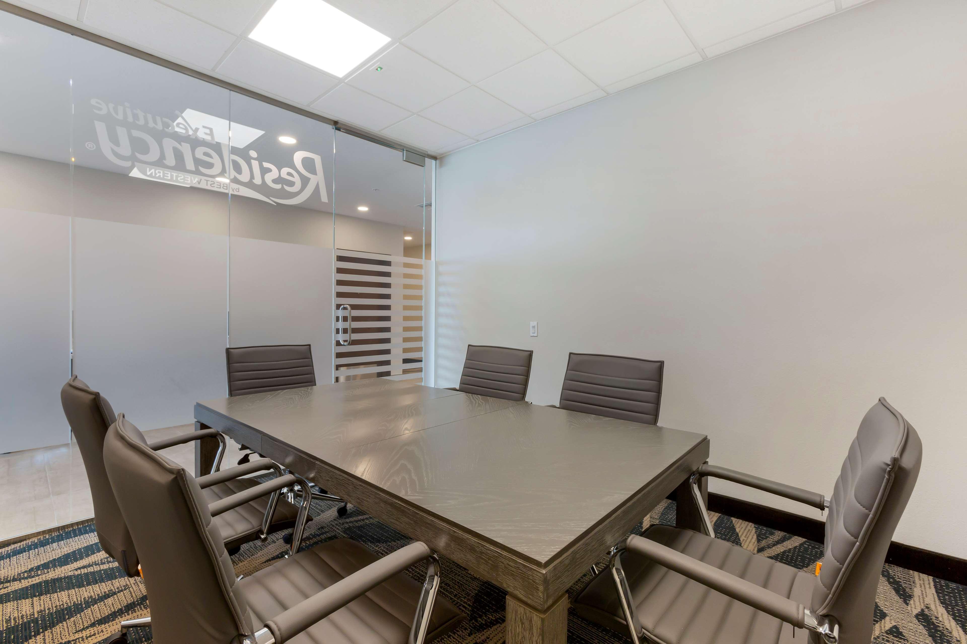 Best Western Plus Executive Residency Phoenix North Happy Valley Exterior photo