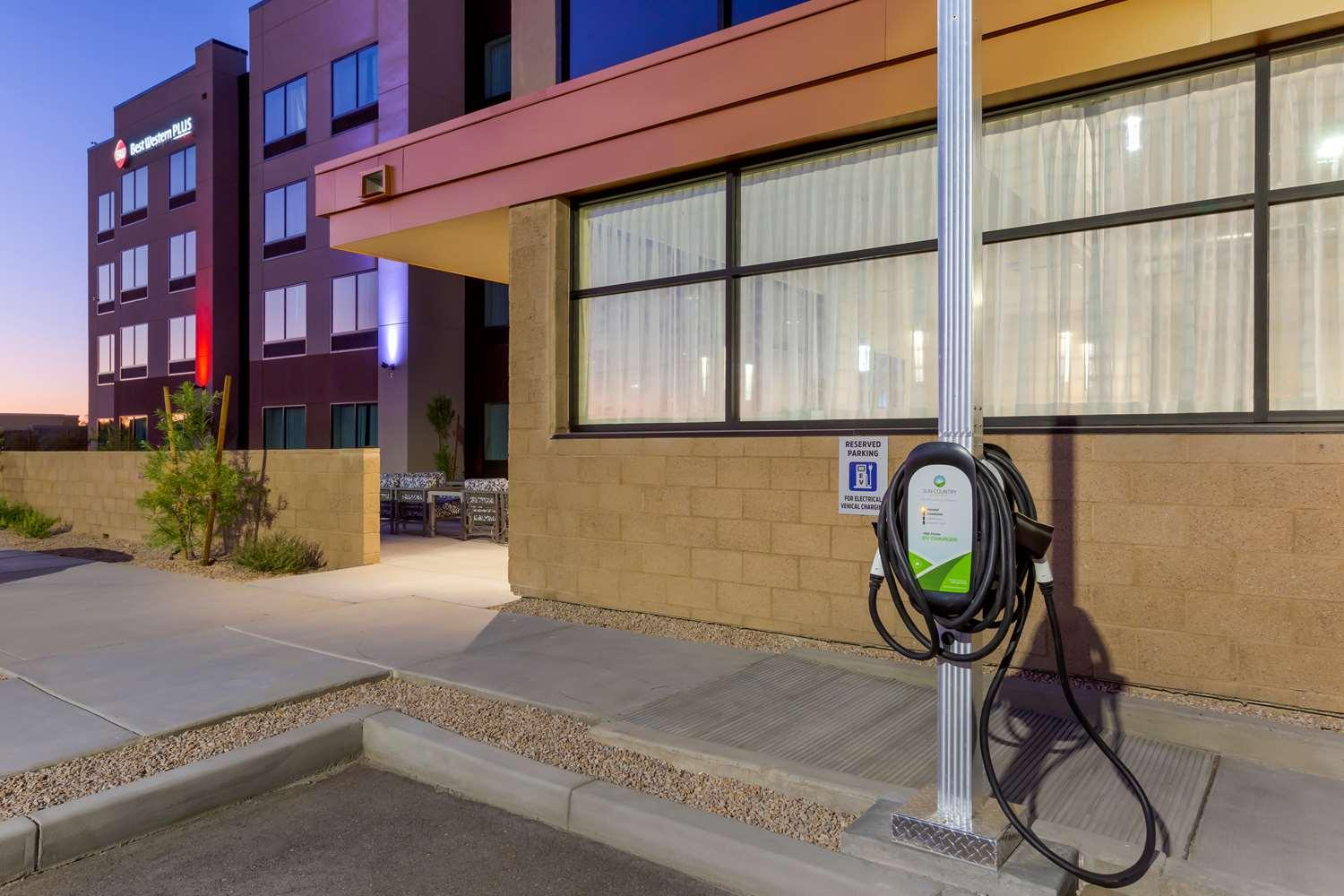 Best Western Plus Executive Residency Phoenix North Happy Valley Exterior photo