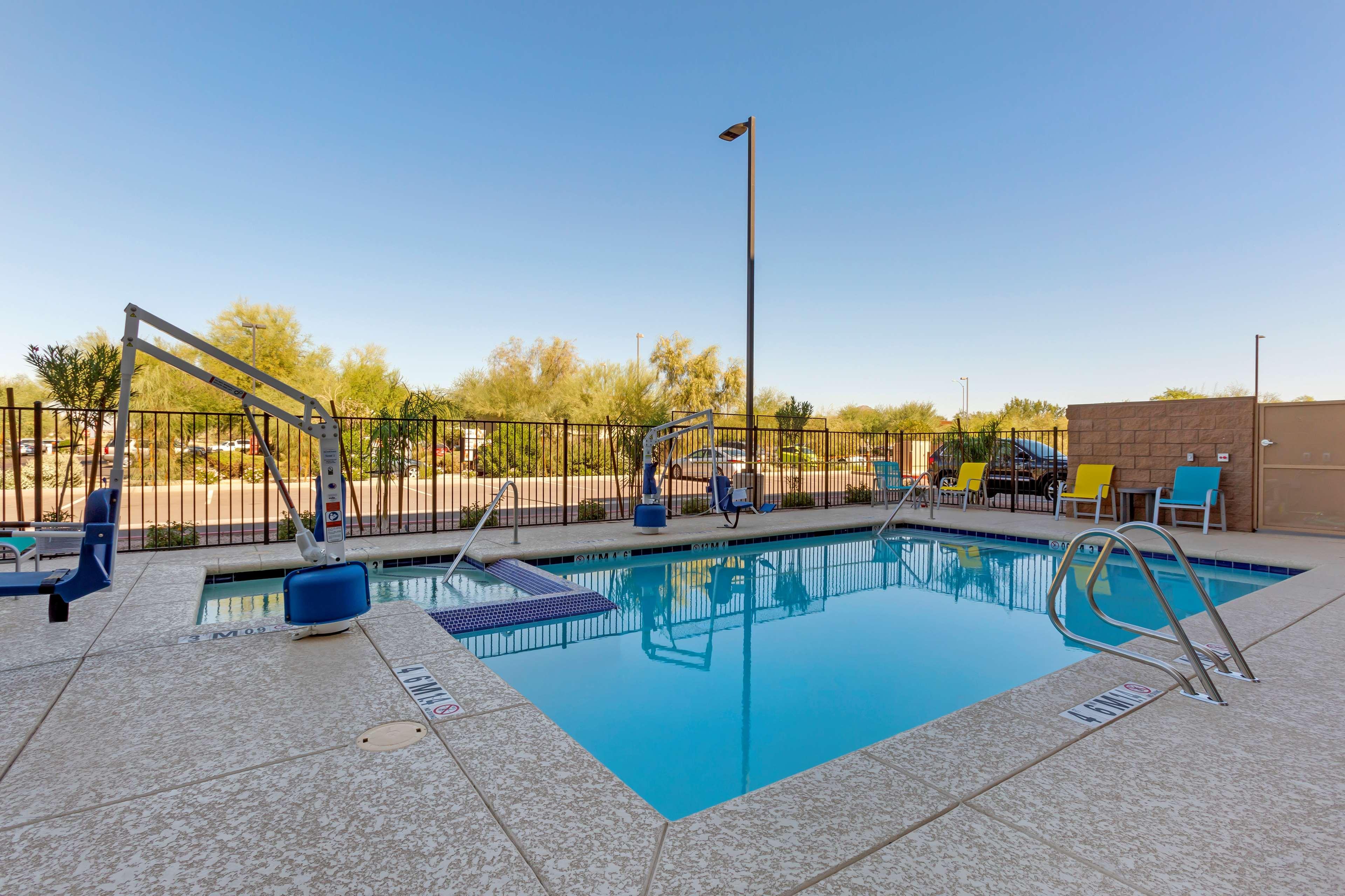 Best Western Plus Executive Residency Phoenix North Happy Valley Exterior photo